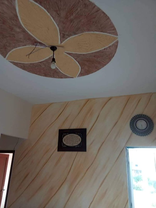 لدينا شقة للبيع في بسماقة