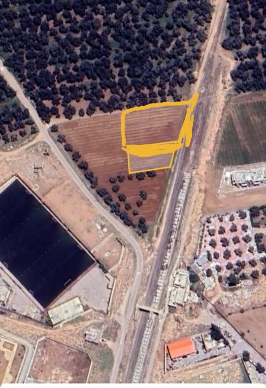 أرض زراعي في عرطوز خلف ملعب عرطوز