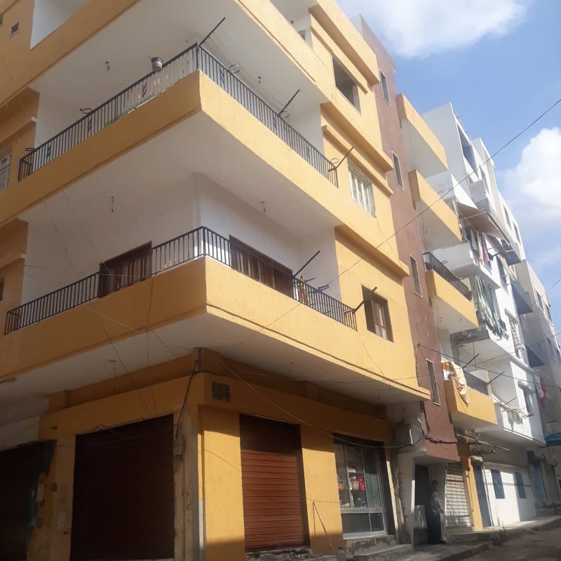 لدينا شقة  للبيع في طرطوس